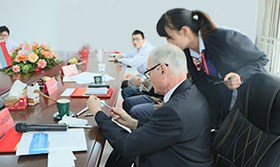 瑞典皇家學院教授現場指導